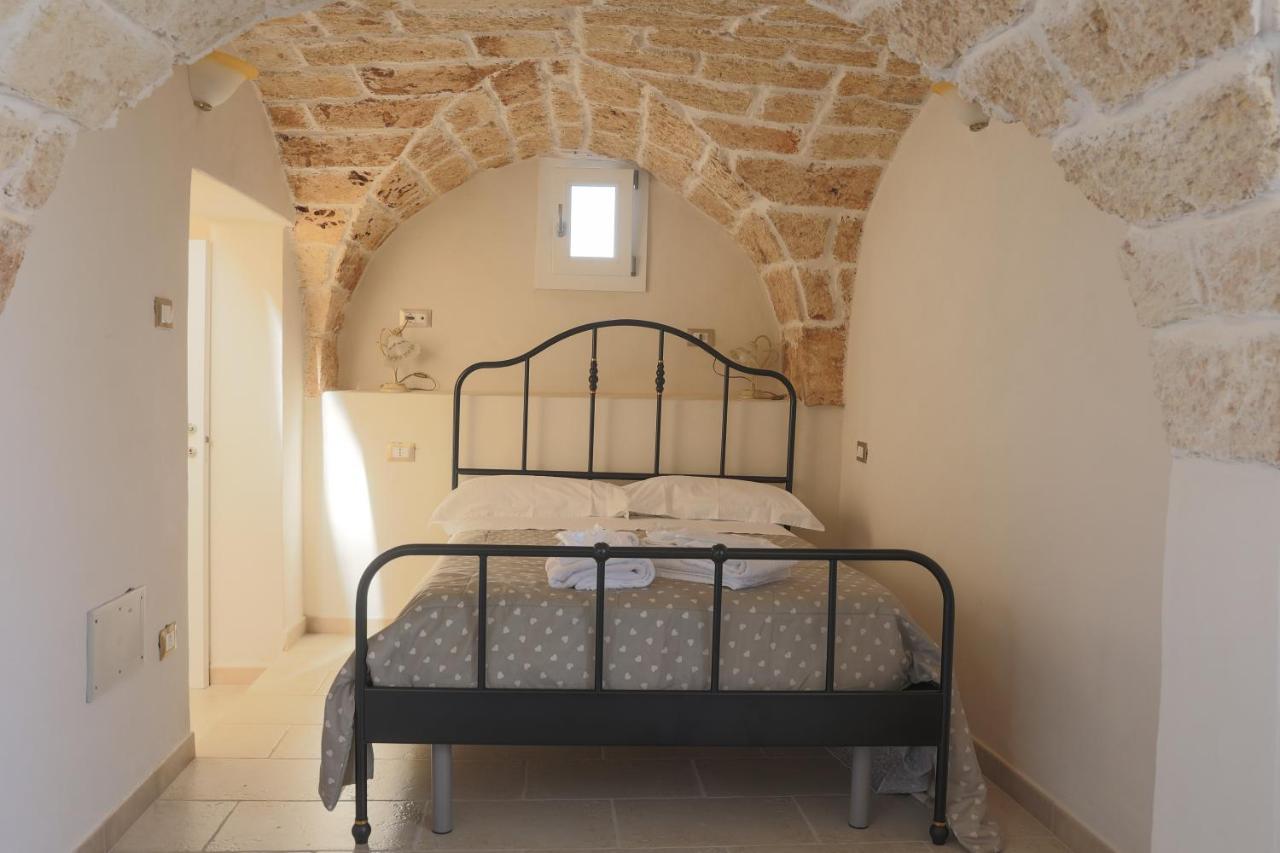 Bed&Bread Piazza 'Nzegna Bed & Breakfast Carovigno Exterior photo