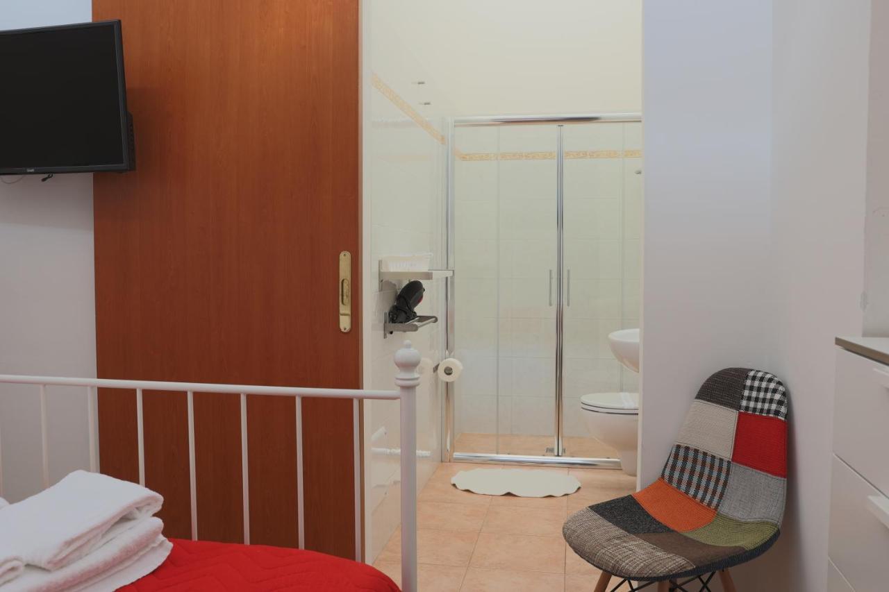 Bed&Bread Piazza 'Nzegna Bed & Breakfast Carovigno Exterior photo