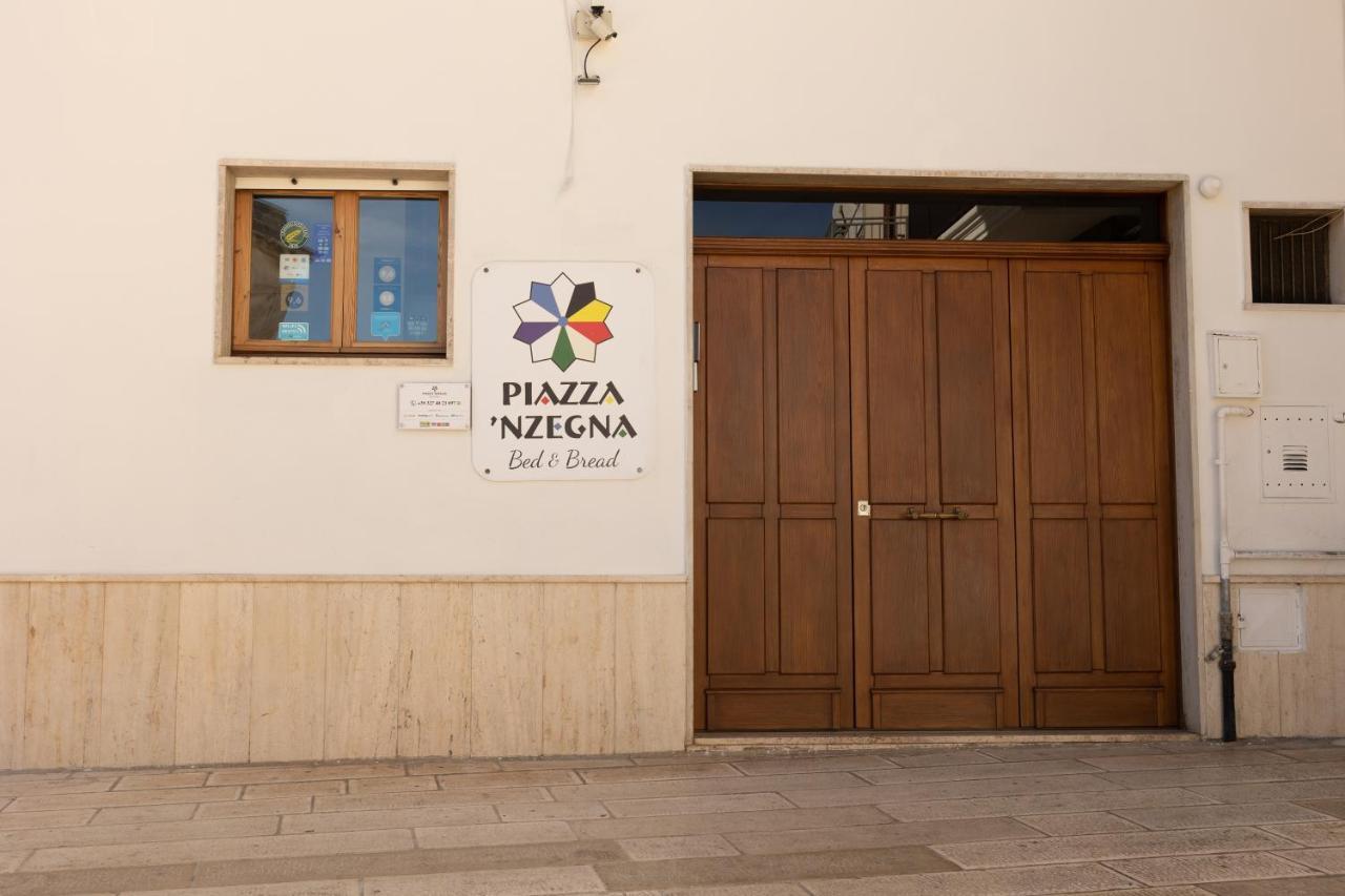 Bed&Bread Piazza 'Nzegna Bed & Breakfast Carovigno Exterior photo